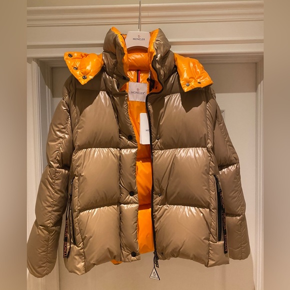 Moncler Down Jacket- Parana Giubbotto * Brand NEW * (Women) size 1 - Picture 4 of 15